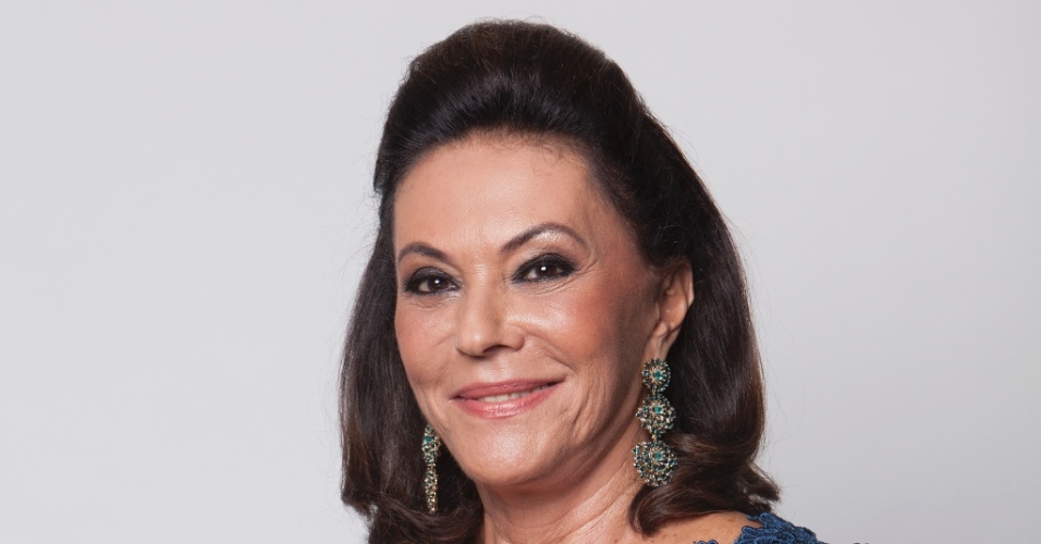 http://tvfoco.uai.com.br/wp-content/uploads/2015/05/Daniela-Mercury.jpg