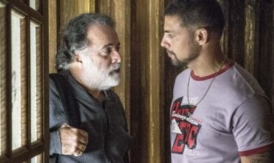 Zé Maria (Tony Ramos) e Juliano (Cauã Reymond)
(Foto: Globo/Renato Rocha Miranda)