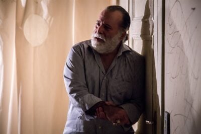 Zé Maria (Tony Ramos) em cena de 