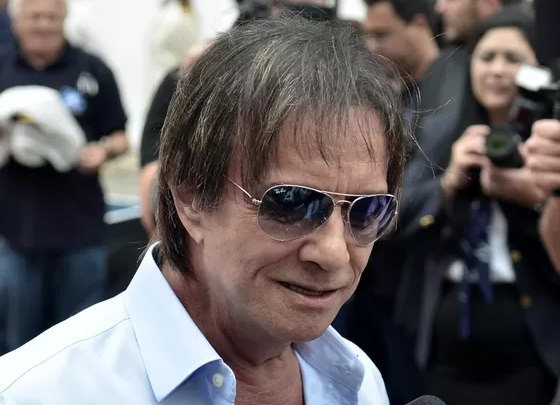 http://tvfoco.uai.com.br/wp-content/uploads/2015/05/Daniela-Mercury.jpg