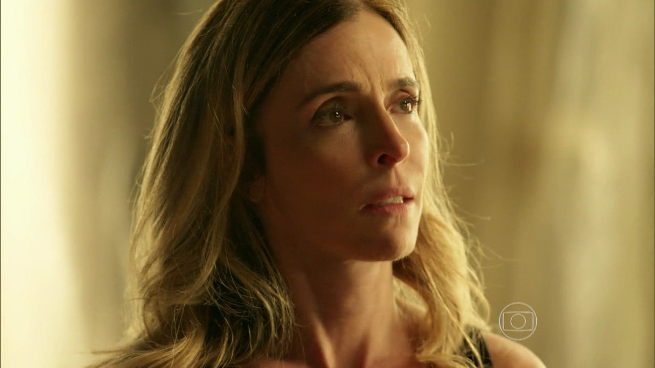 http://tvfoco.uai.com.br/wp-content/uploads/2015/05/Daniela-Mercury.jpg