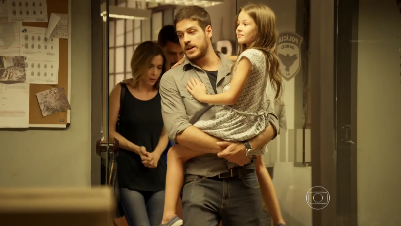 http://tvfoco.uai.com.br/wp-content/uploads/2015/05/Daniela-Mercury.jpg