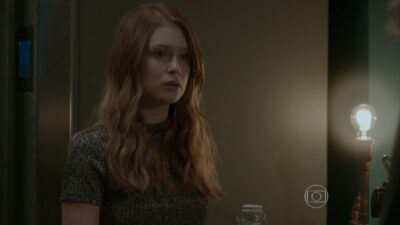 Marina Ruy Barbosa (Eliza) em cena de 