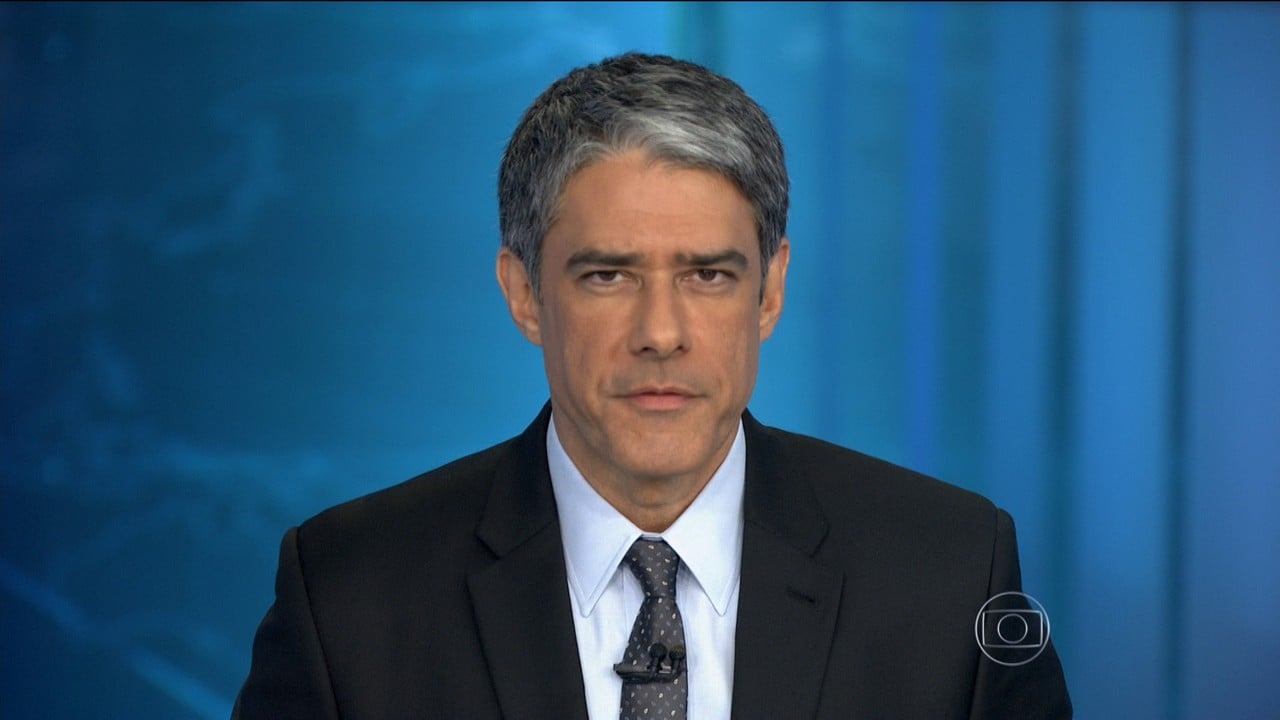 William Bonner no "JN" da última sexta-feira, dia 04 (Foto: Reprodução/Globo)