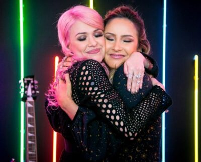 Nikki e Claudia Leitte posam juntas (Foto: Isabella Pinheiro)