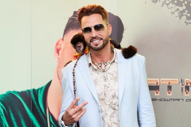 Latino 