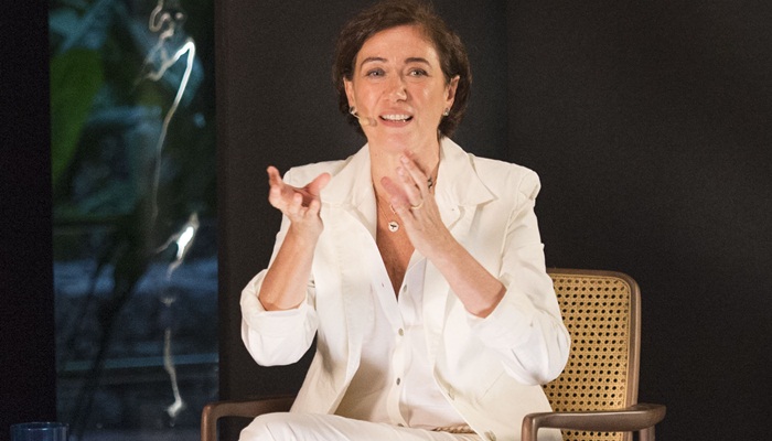 http://tvfoco.uai.com.br/wp-content/uploads/2015/05/Daniela-Mercury.jpg