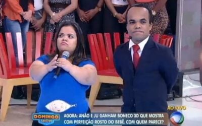 Marquinhos e a esposa, Juliana Santos
(Foto: Reprodução/Record)