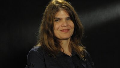 Claudia Lage no lançamento de 
