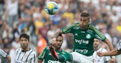 Partida entre Corinthians e Palmeiras que rendeu ótima audiência para a Band no Brasileiro de 2015
(Foto: Divulgação)