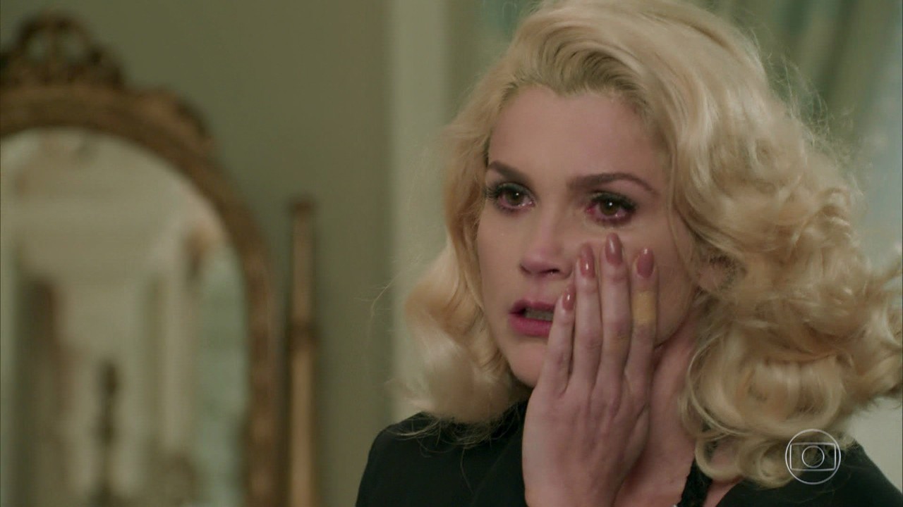 http://tvfoco.uai.com.br/wp-content/uploads/2015/05/Daniela-Mercury.jpg