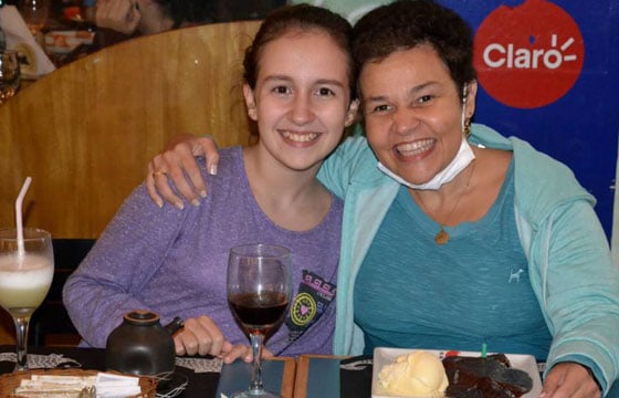 Claudia Rodrigues e a filha Isa (Foto: Reprodução)