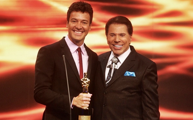 Rodrigo Faro e Silvio Santos no "Troféu Imprensa" (Foto: Divulgação/SBT)