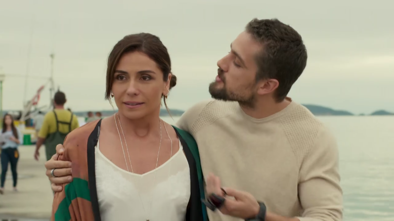 http://tvfoco.uai.com.br/wp-content/uploads/2015/05/Daniela-Mercury.jpg