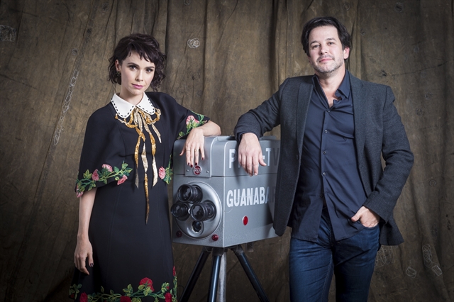 Debora Falabella e Murilo Benicio em 'Nada Será Como Antes' (Foto: Globo/Estevam Avellar)