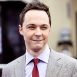 Jim Parsons segue como o ator mais bem pago da TV norte-americana. (Foto: Divulgação)