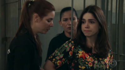 Shirlei (Sabrina Petraglia) em cena de 