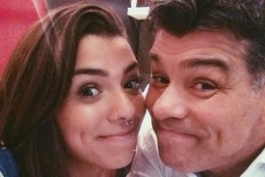 Petra Mattar ao lado do pai, Maurício Mattar, quando eles tinham uma boa relação (Foto: Divulgação)