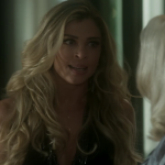 Luciane (Grazi Massafera) em cena de "A Lei do Amor"
(Foto: Reprodução/Globo)