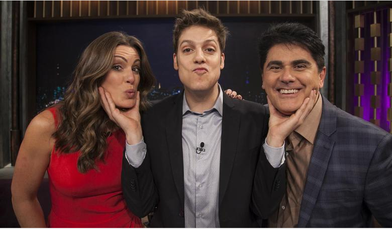 http://tvfoco.uai.com.br/wp-content/uploads/2015/05/Daniela-Mercury.jpg