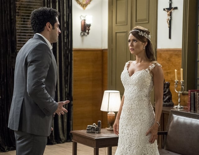 http://tvfoco.uai.com.br/wp-content/uploads/2015/05/Daniela-Mercury.jpg
