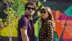 Tiago (Humberto Carrão) e Isabela (Alice Wegmann) em cena de "A Lei do Amor" (Foto: Globo/João Cotta)