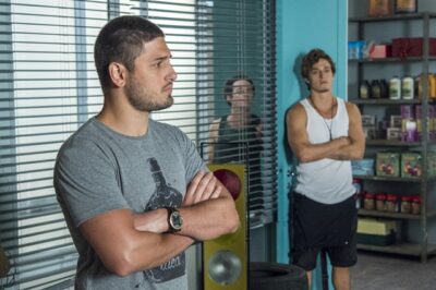 Gustavo (Daniel Rocha) em cena de 'A Lei do Amor'
(Foto: Globo/Estevam Avellar)