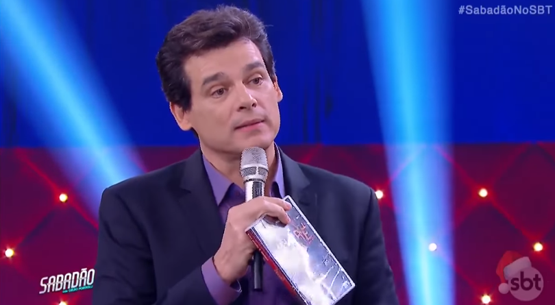 http://tvfoco.uai.com.br/wp-content/uploads/2015/05/Daniela-Mercury.jpg