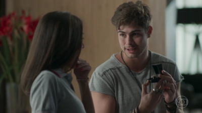 Rafael Vitti (Leo Régis) em cena de 