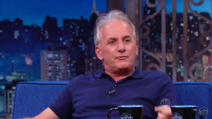 Otávio Mesquita em entrevista ao "The Noite" (Foto: Reprodução/SBT)
