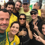 Globais participam de manifestação a favor da Lava Jato; confira