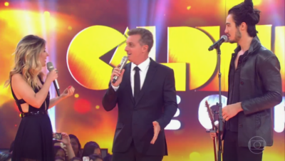 Tatá Werneck, Luciano Huck e Tiago Iorc no 