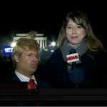 Mico! Repórter Vesgo, do “Pânico”, engana jornalista e dá entrevista na GloboNews como se fosse americano