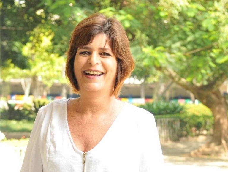 http://tvfoco.uai.com.br/wp-content/uploads/2015/05/Daniela-Mercury.jpg
