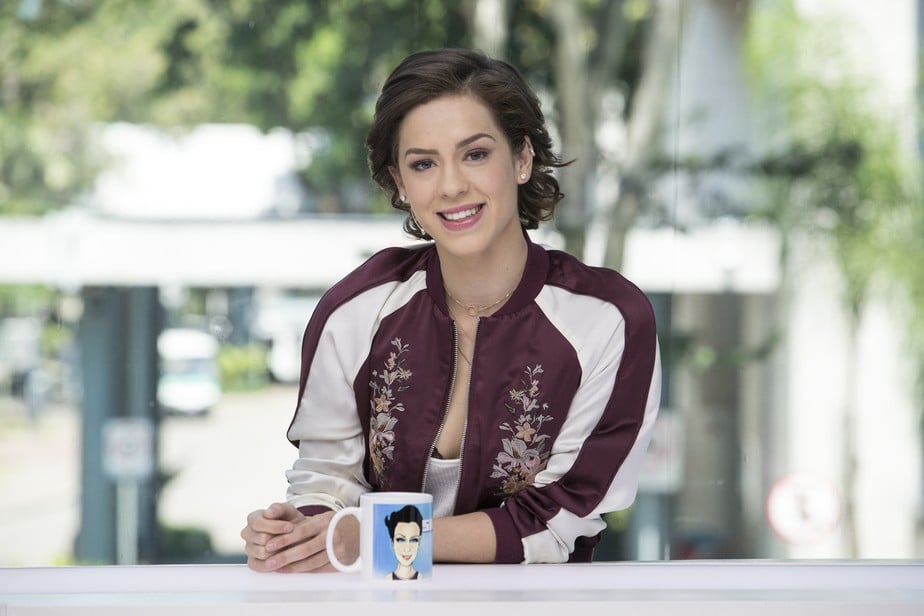 http://tvfoco.uai.com.br/wp-content/uploads/2015/05/Daniela-Mercury.jpg