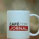 O Café com Jornal é apresentado nas manhãs da Band. (Foto: Reprodução/Band)