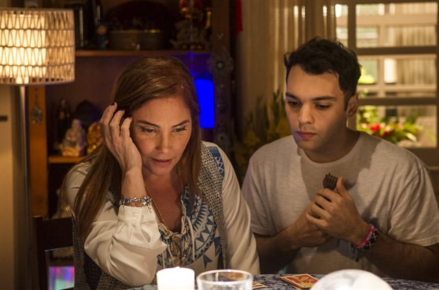 http://tvfoco.uai.com.br/wp-content/uploads/2015/05/Daniela-Mercury.jpg
