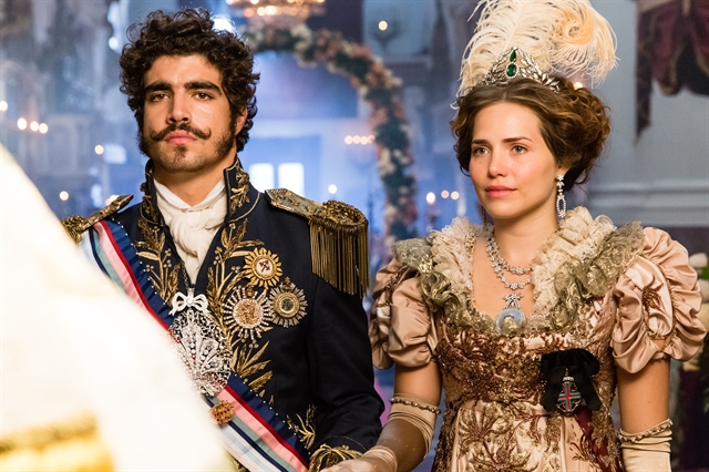 http://tvfoco.uai.com.br/wp-content/uploads/2015/05/Daniela-Mercury.jpg