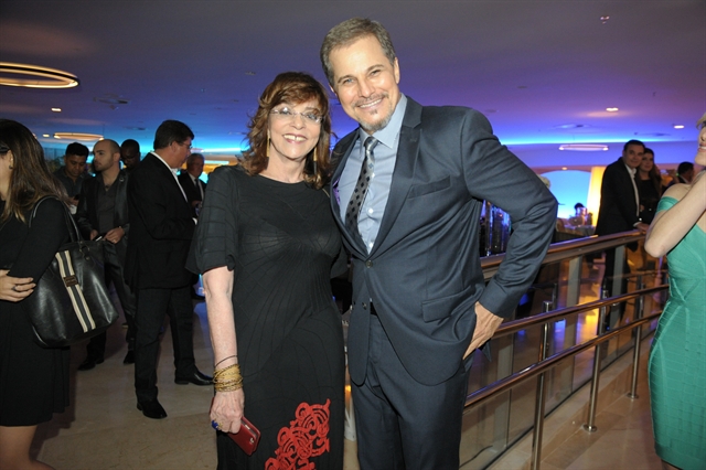 http://tvfoco.uai.com.br/wp-content/uploads/2015/05/Daniela-Mercury.jpg