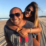 Esposa de Tiririca exibe boa forma em foto de biquíni e surpreende