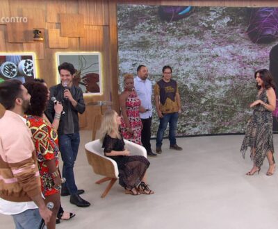 Angélica fica sentada no 'Encontro' e explica o motivo (Foto: TV Globo)