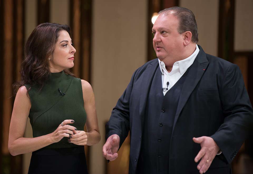 http://tvfoco.uai.com.br/wp-content/uploads/2015/05/Daniela-Mercury.jpg