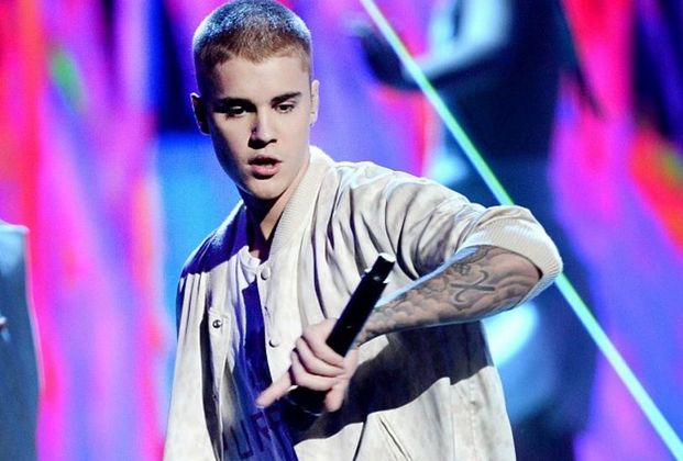 Justin Bieber em show (Foto: Divulgação