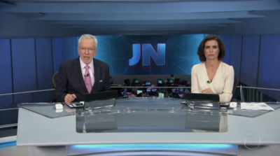 Alexandre Garcia e Giuliana Morrone no comando do Jornal Nacional (Foto: Reprodução/Globo)