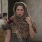 Elvira desfilando em "Novo Mundo" (Foto: Reprodução/Globo)