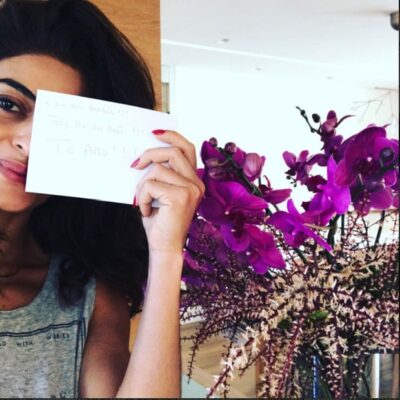 Juliana mostra bilhete deixado pelo marido. (Foto: Reprodução/Instagram)