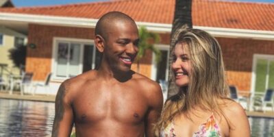 Nego esbanja beleza ao lado da namorada. (Foto: Reprodução/Instagram)