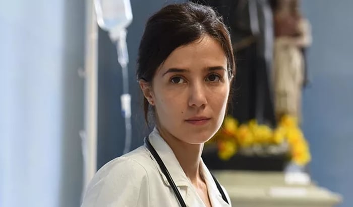 Marjorie Estiano na nova série "Sob Pressão". (Foto: Divulgação)