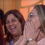 Senhora fica em choque por achar que Rodrigo Lombardi vai entrar no palco para beija-lá (Foto reprodução)