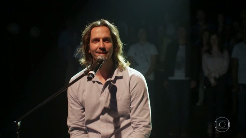Vladimir Brichta (Gui) em cena final de "Rock Story" (Foto: Reprodução/Globo)